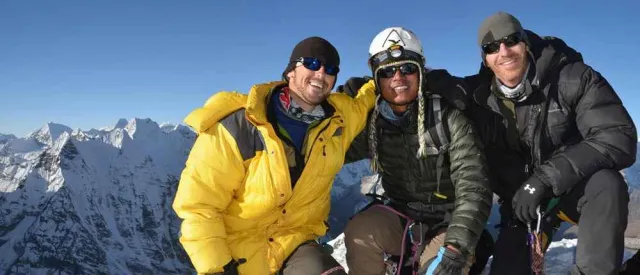 Our clients with Guide
