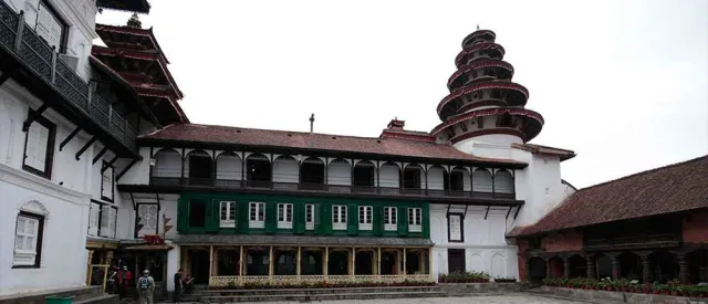 Kathmandu & Pokhara valley sightseeing tour in Nepal